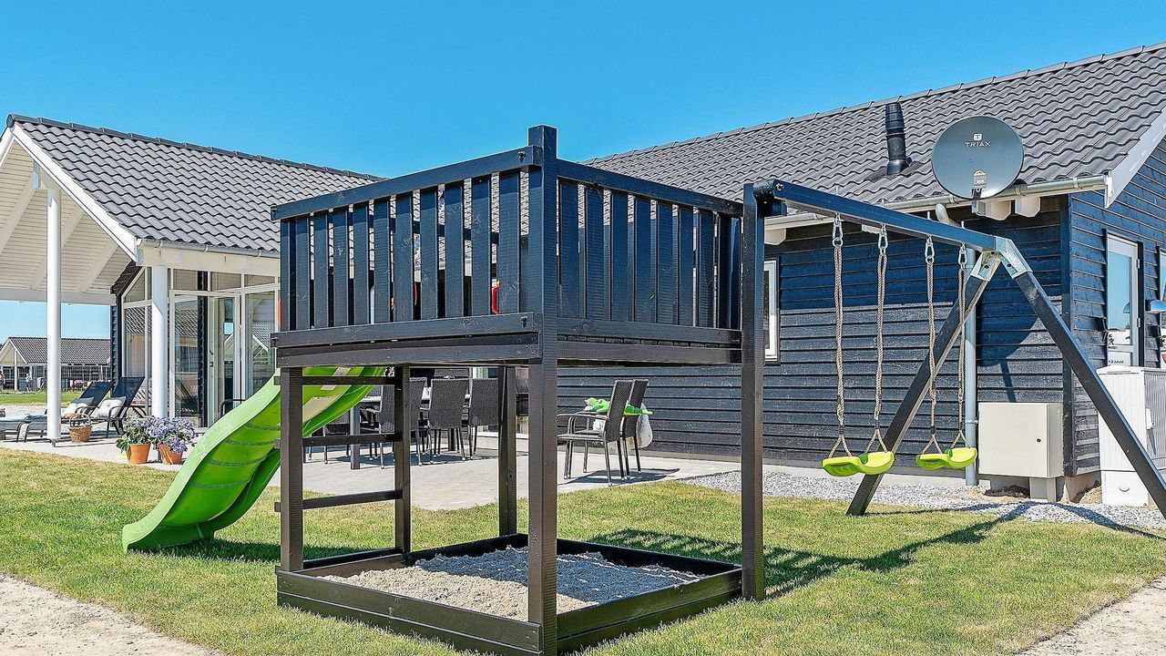 Outdoor Outdoor